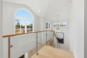 048_F8_280 Uplands Dr