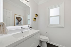 066_F8_280 Uplands Dr