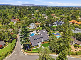 013_F8_AERIAL_280 Uplands Dr