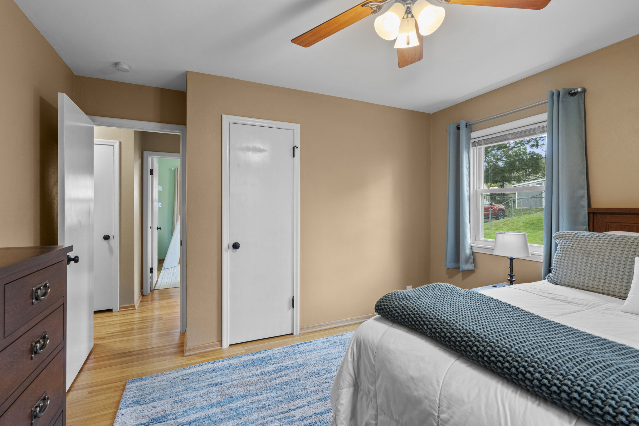 280 Winona St E-158