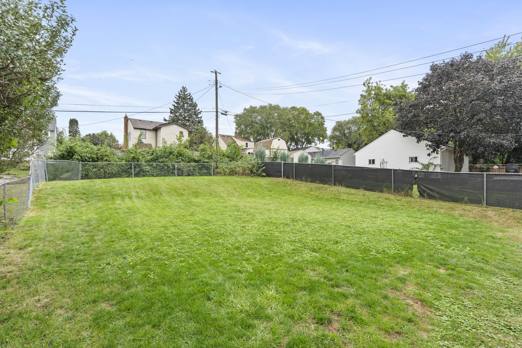 280 Winona St E-208
