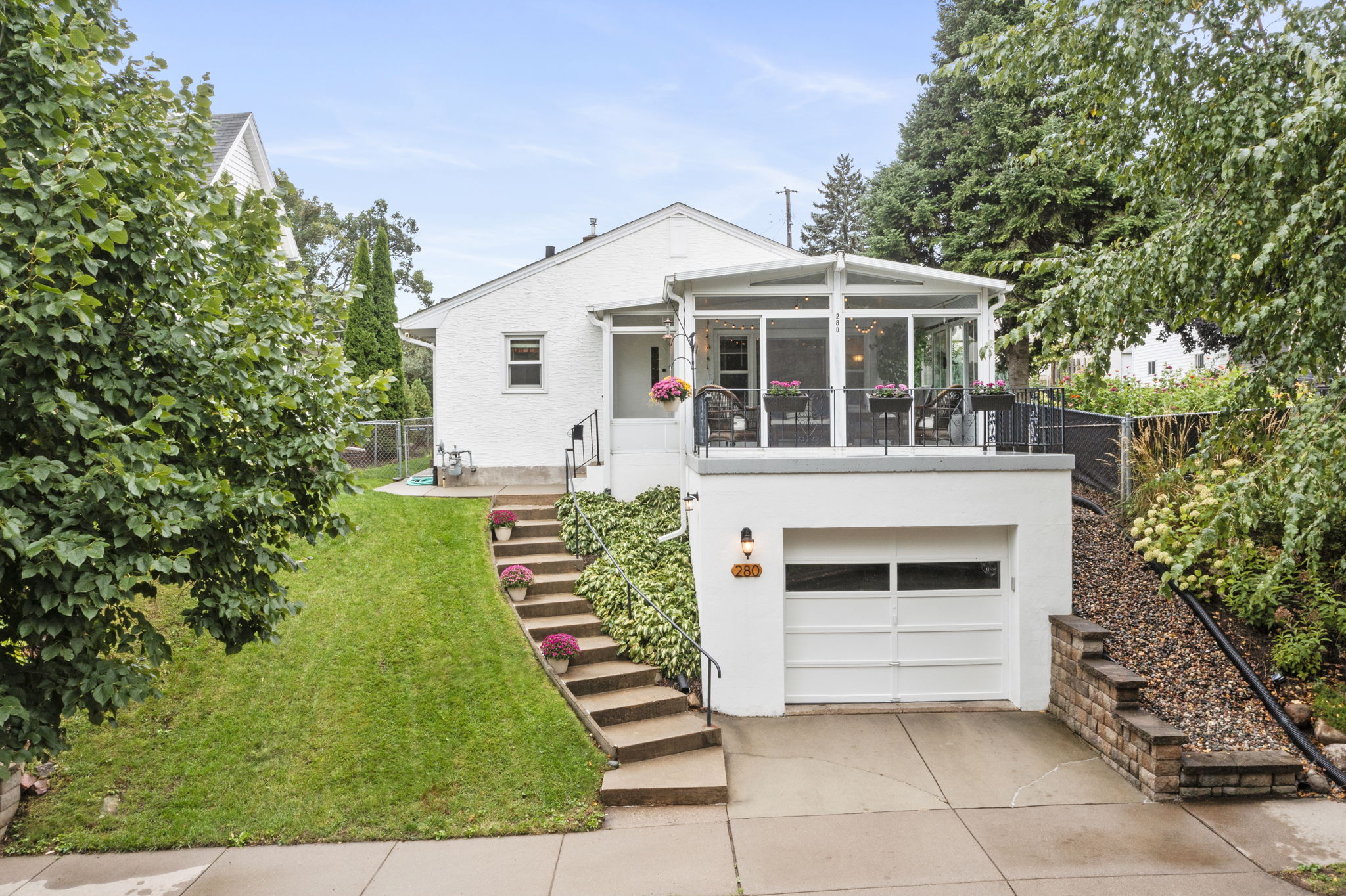 280 Winona St E-256