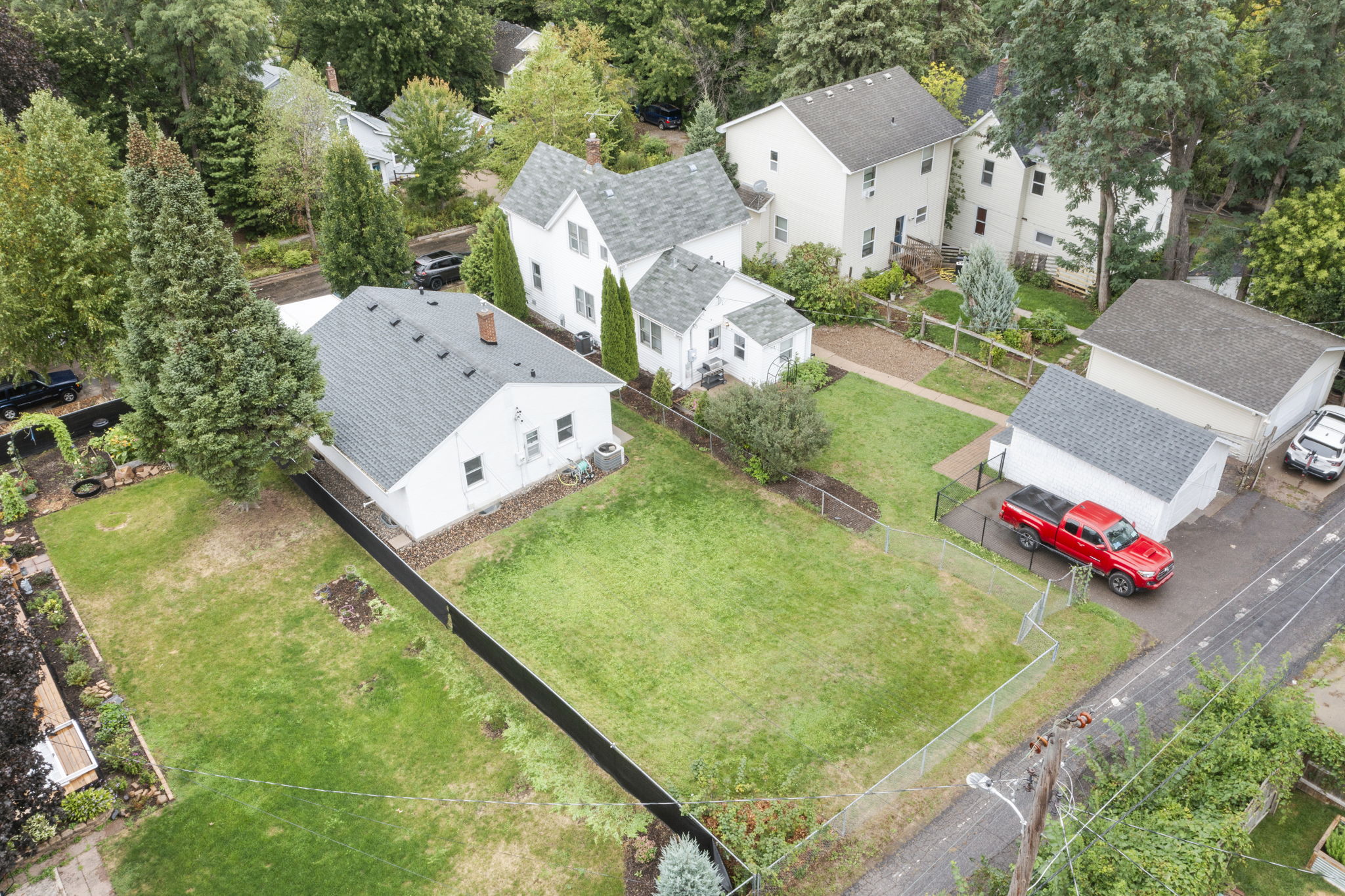 280 Winona St E-263