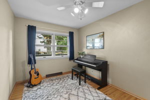 280 Winona St E-143