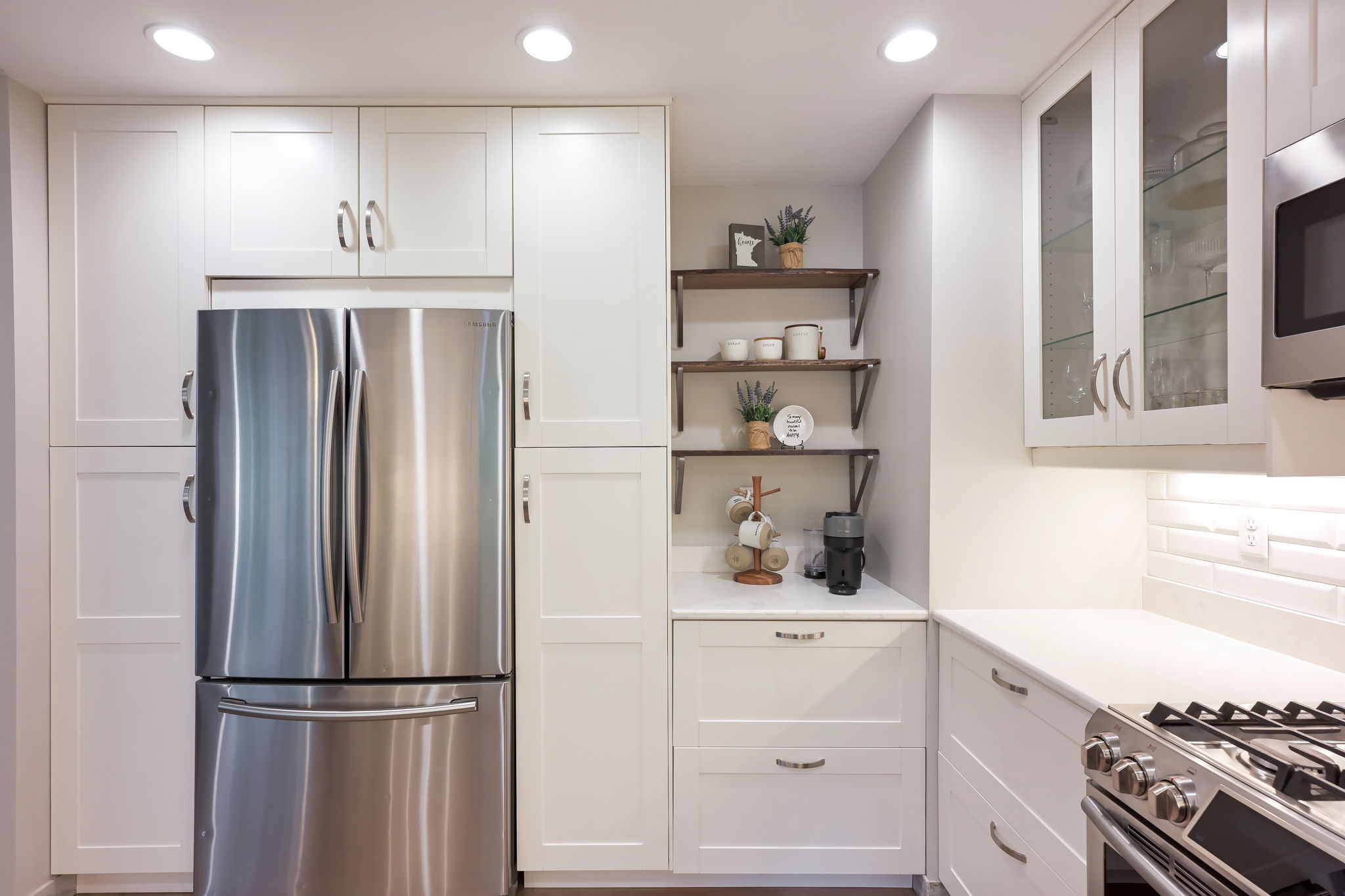 The perfect spot for making morning coffee or smoothies!
