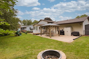 Expansive fenced backyard is a great space to entertain!