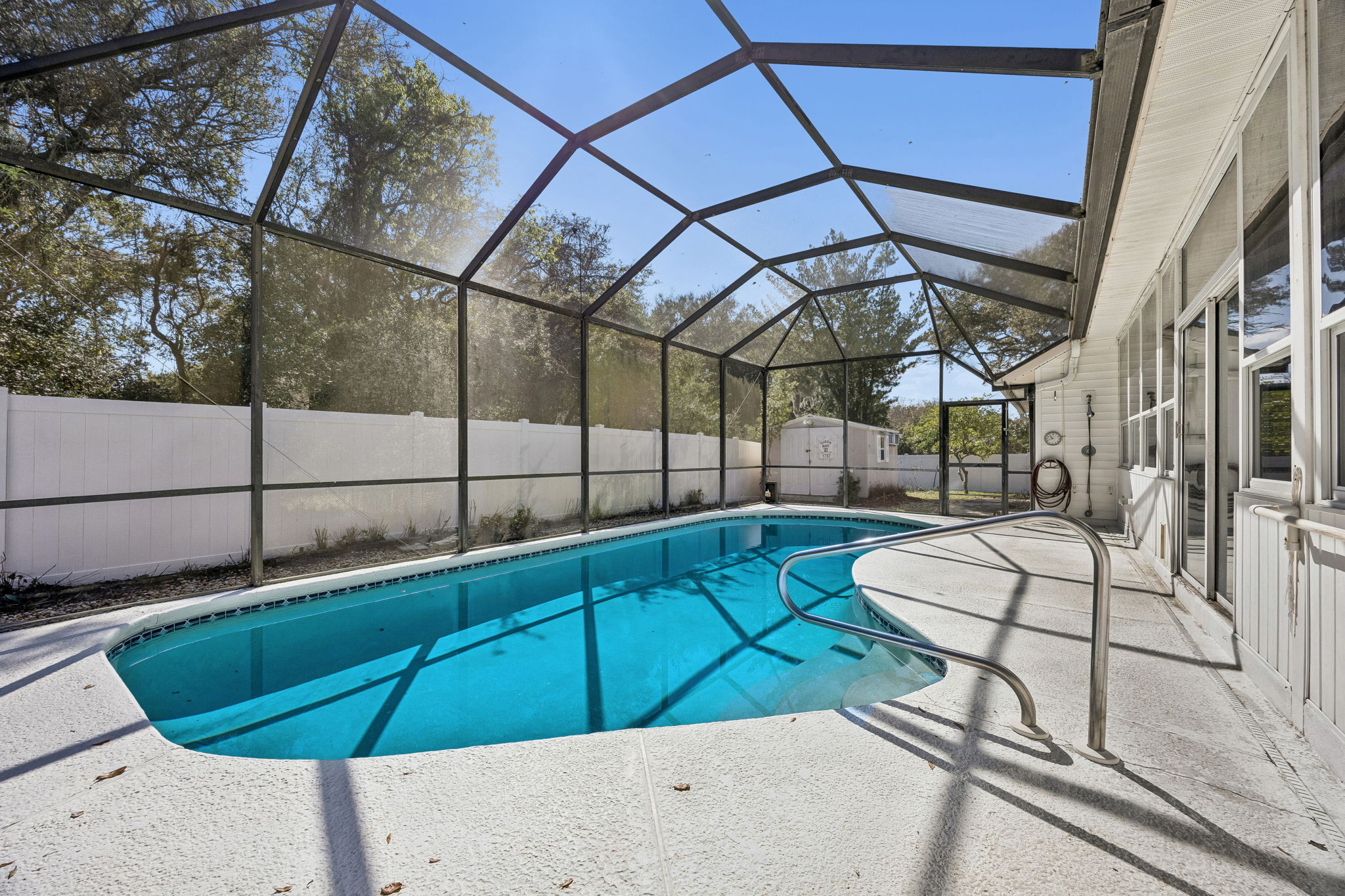 Easy indoor-outdoor access to the pool.