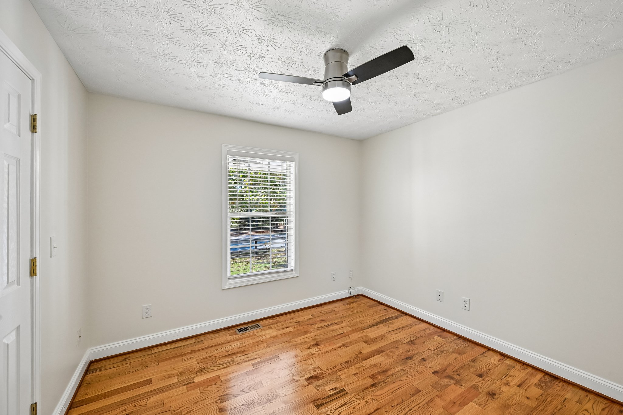 Fears Rd-S1410-021.jpg