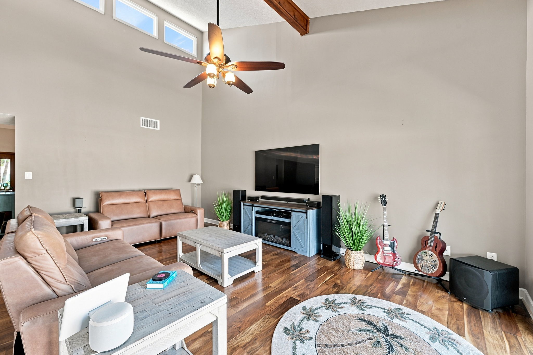 Living Room6