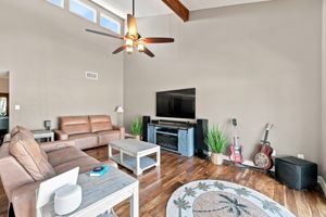 Living Room6