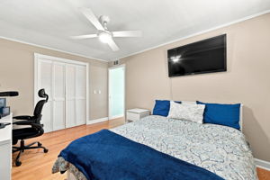 Upper Level Loft Bedroom1b