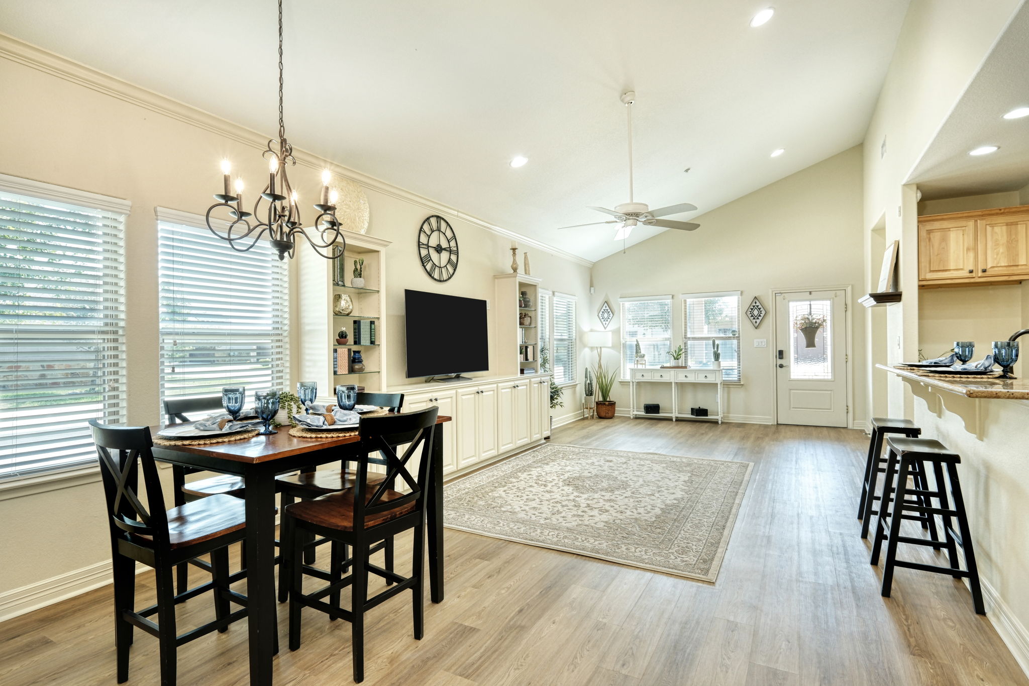 Foyer/Dining/Living Room