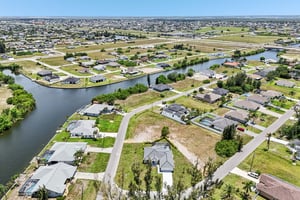 NW 10th St-S1706-043.jpg