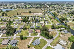 NW 10th St-S1706-051.jpg