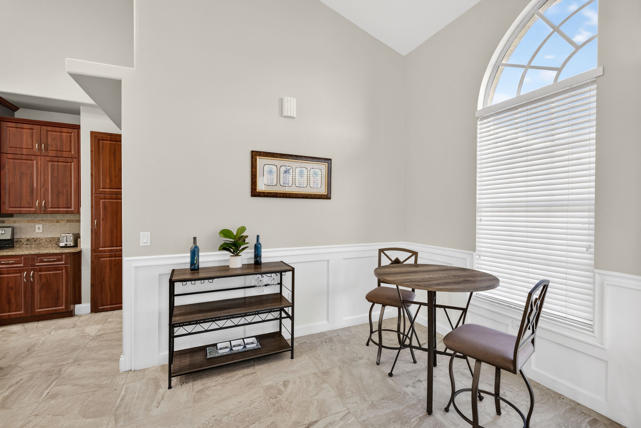 Breakfast Nook 1 of 2