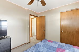  Photo 31