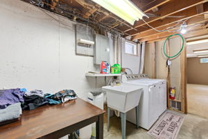  Photo 46