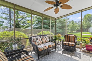 Screened-in Porch
