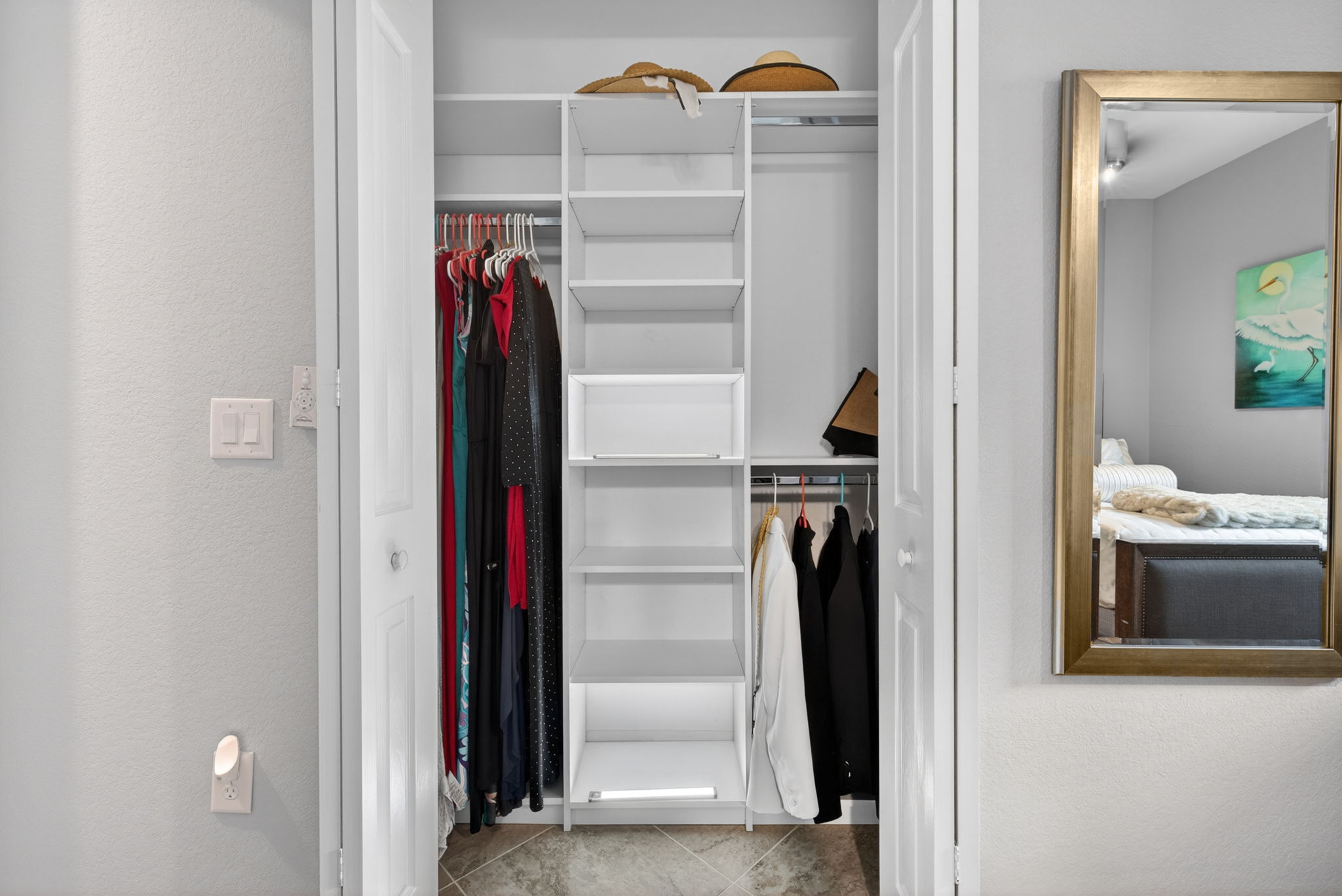 Walk In Closet 4