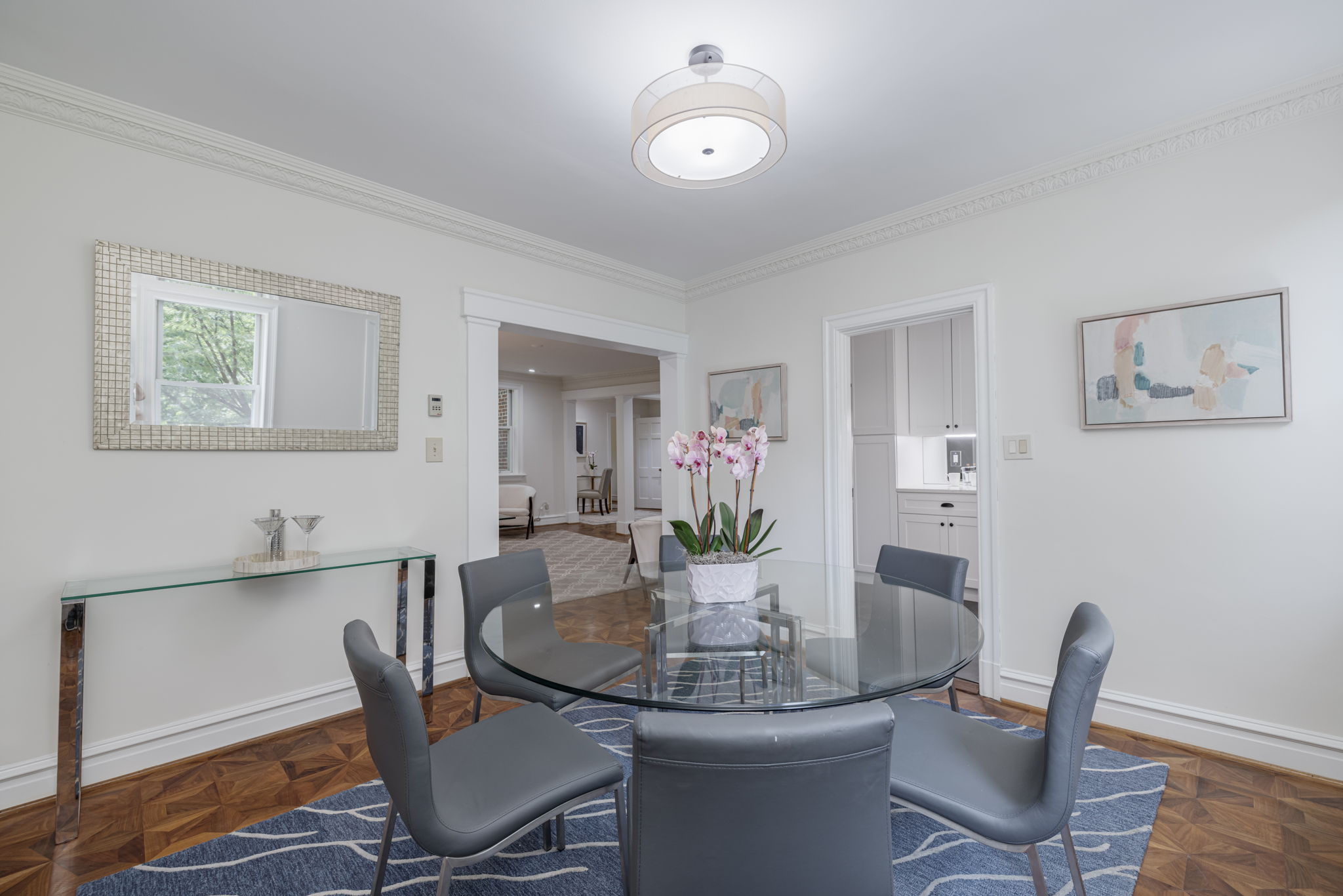 00018_15A6433_0523_4_0524_5_0525_6_0526_7_0527_8_0528AverageAnd1moreAnd1more_2801 Adams Mill Road 301 Washington, DC 20009