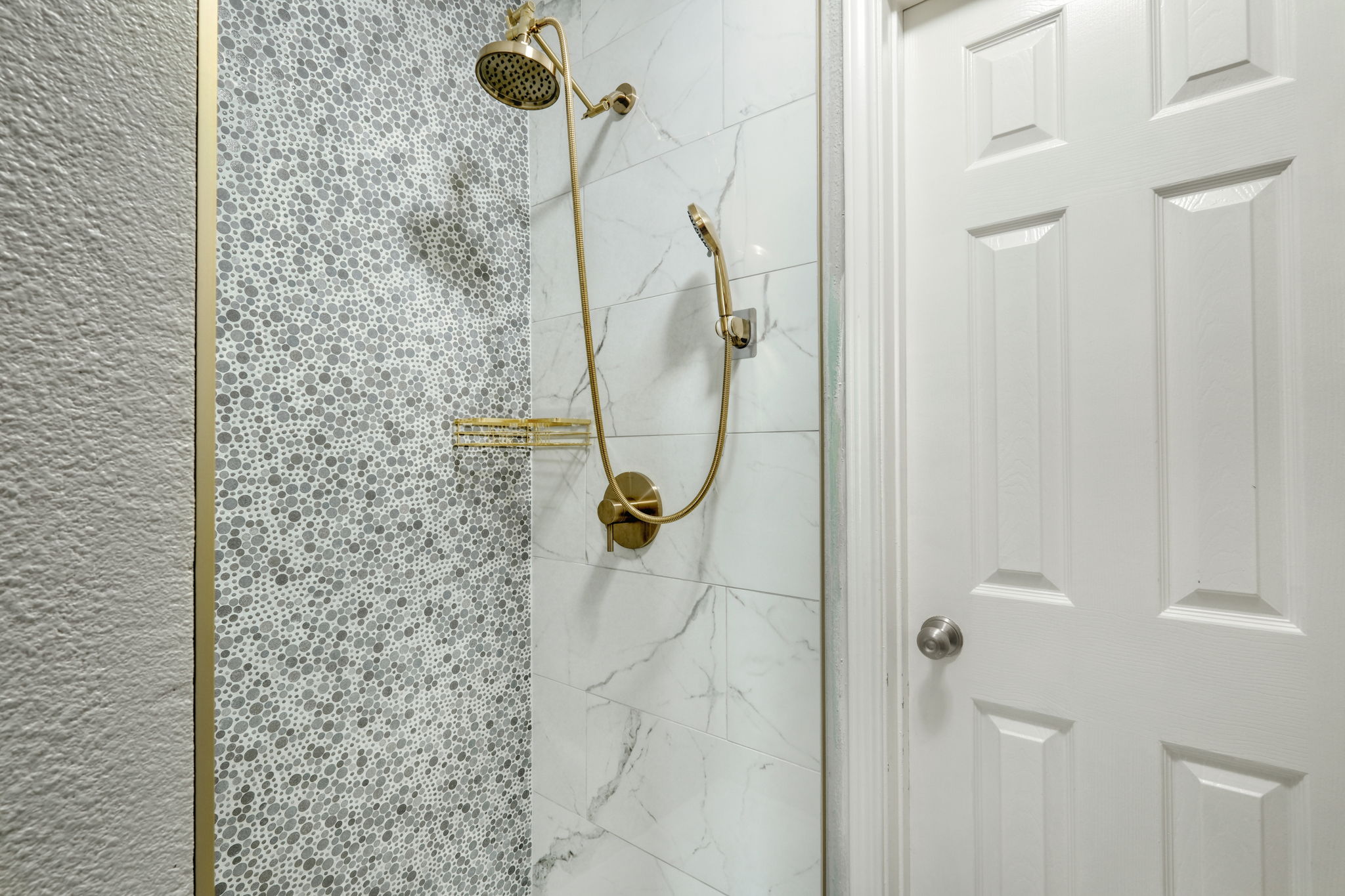 Shower in 3/4 Bathroom