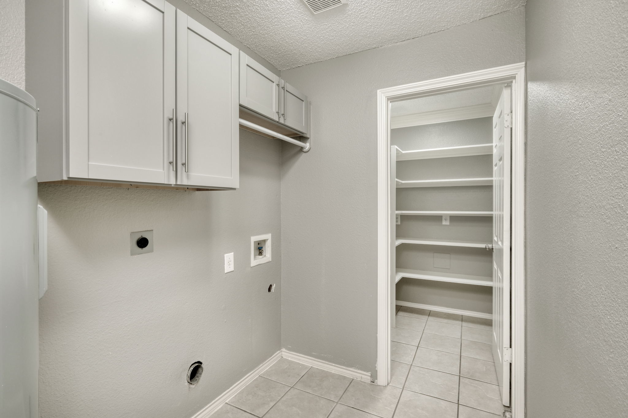 Laundry/Pantry
