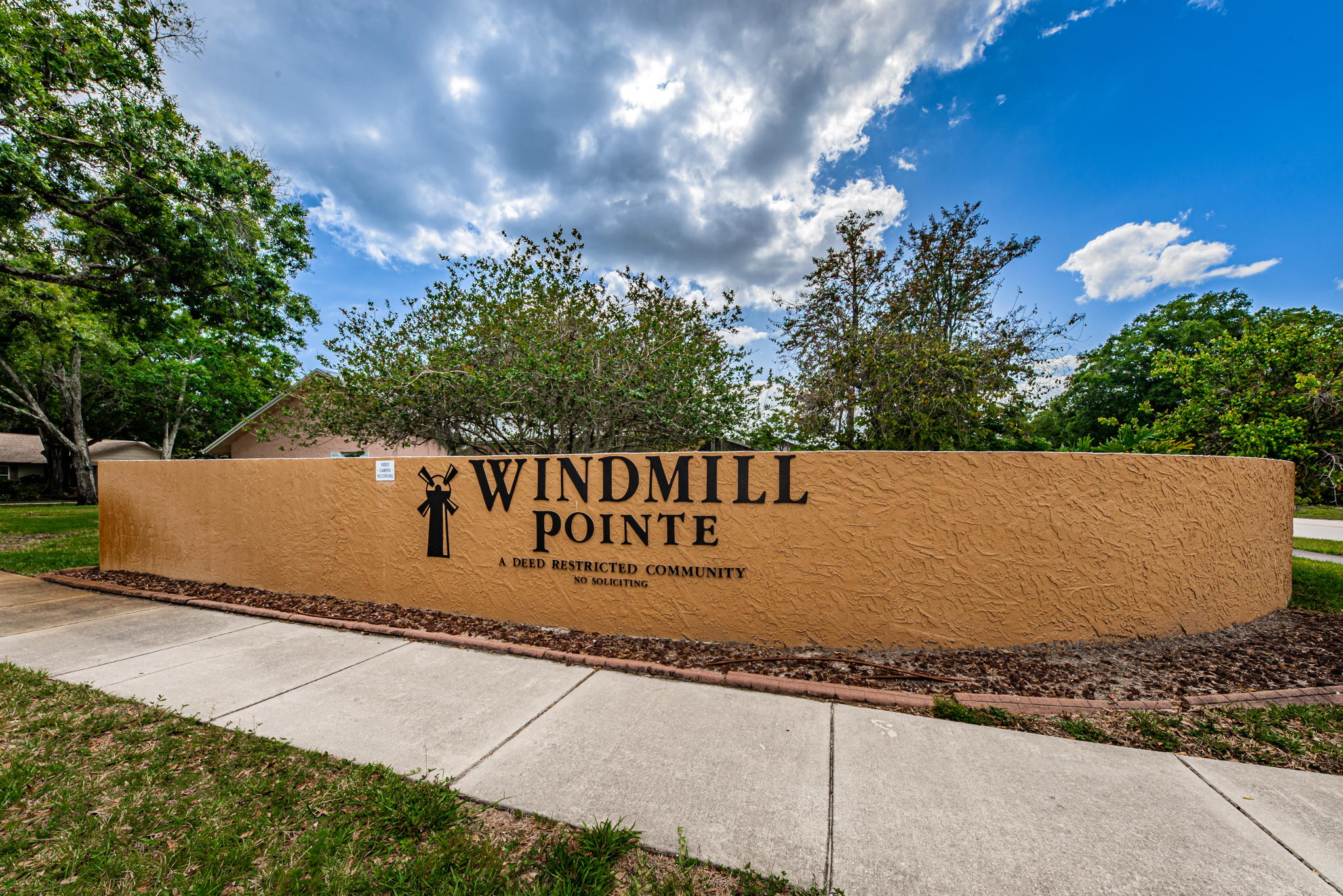 Windmill Pointe