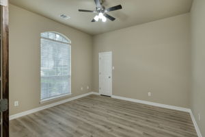 Office/Flex Space