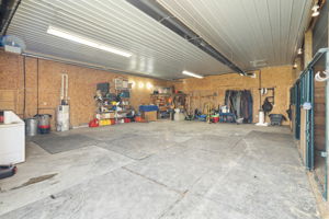  Photo 49