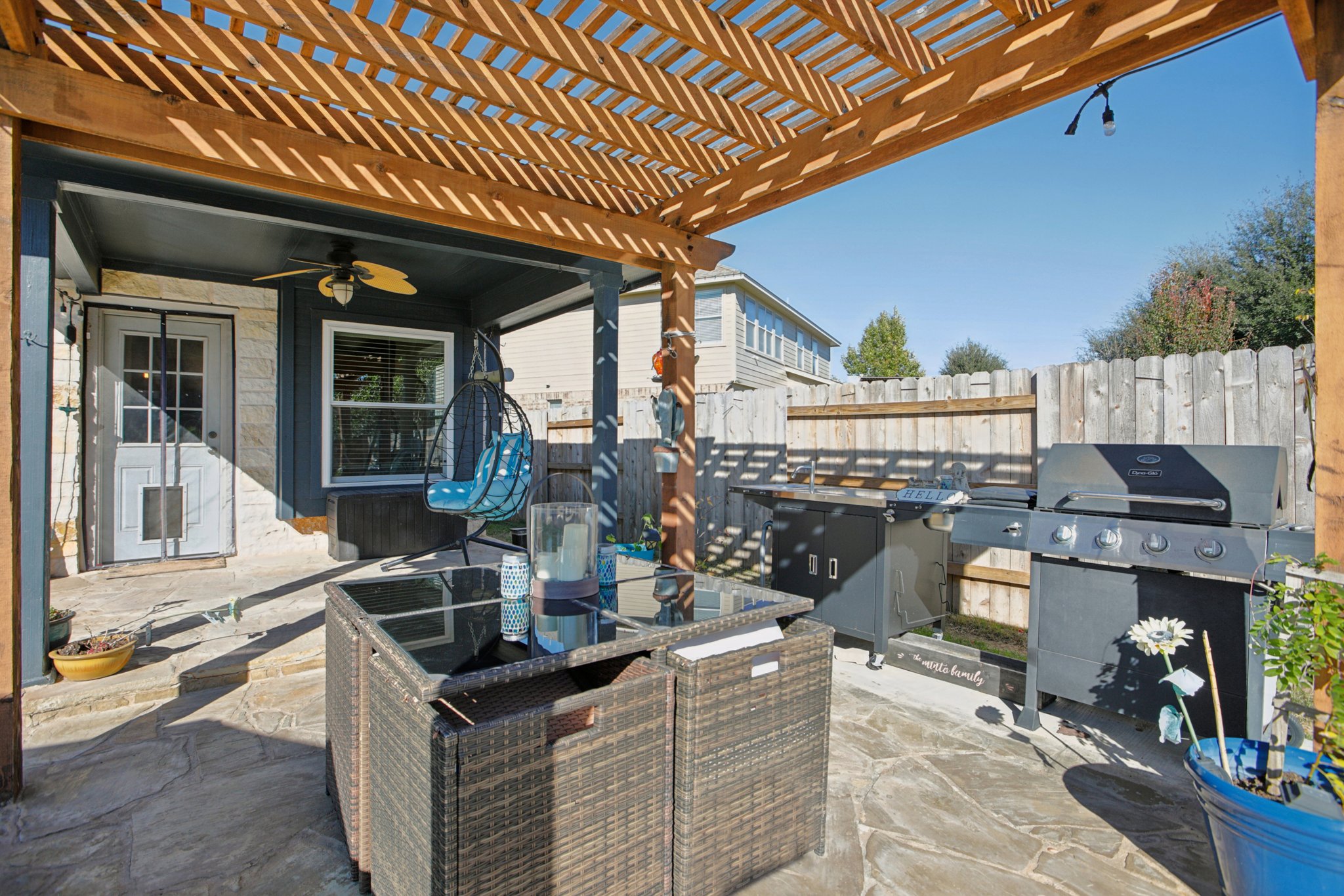 Angelina Dr-S1212-038.jpg