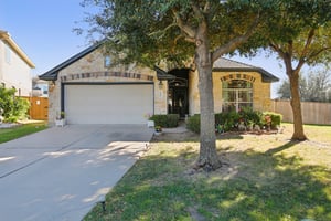 Angelina Dr-S1212-003.jpg