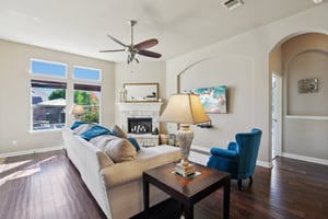 Angelina Dr-S1212-009.jpg