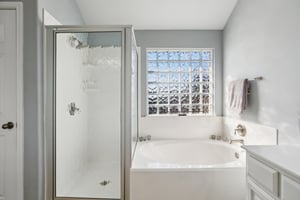 Angelina Dr-S1212-026.jpg