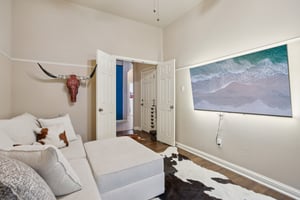 Angelina Dr-S1212-029.jpg