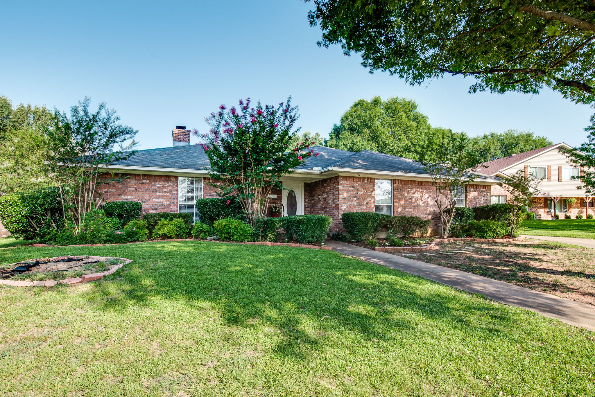 2803 Pyramid Cir, Denison, TX 75020 | Elemby Photography