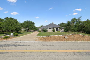  Photo 0