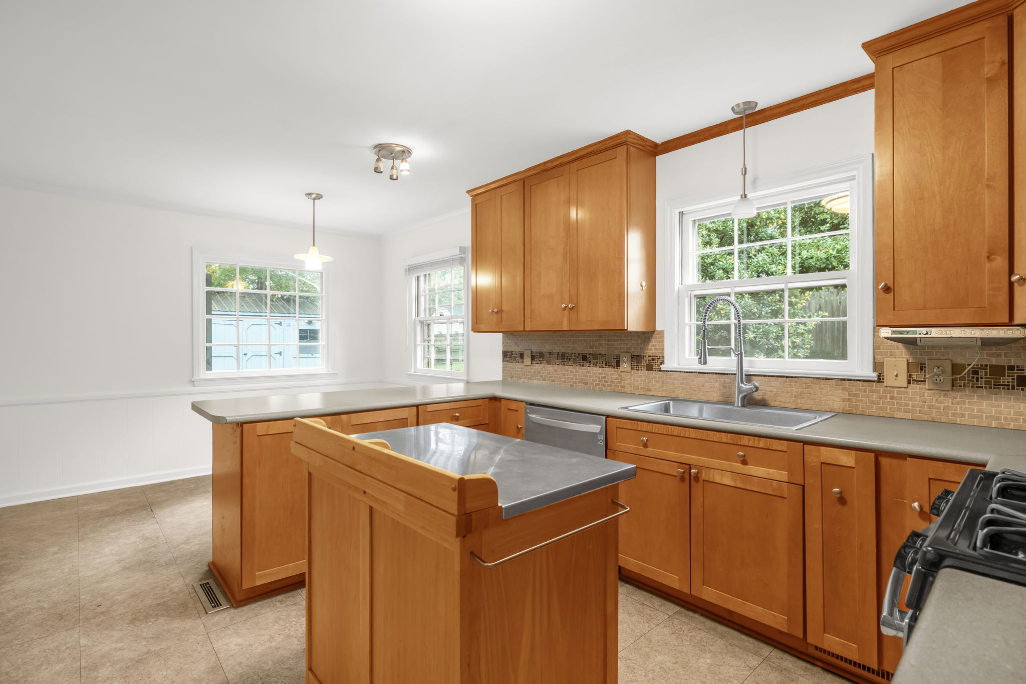 2803 Watagua Dr-11