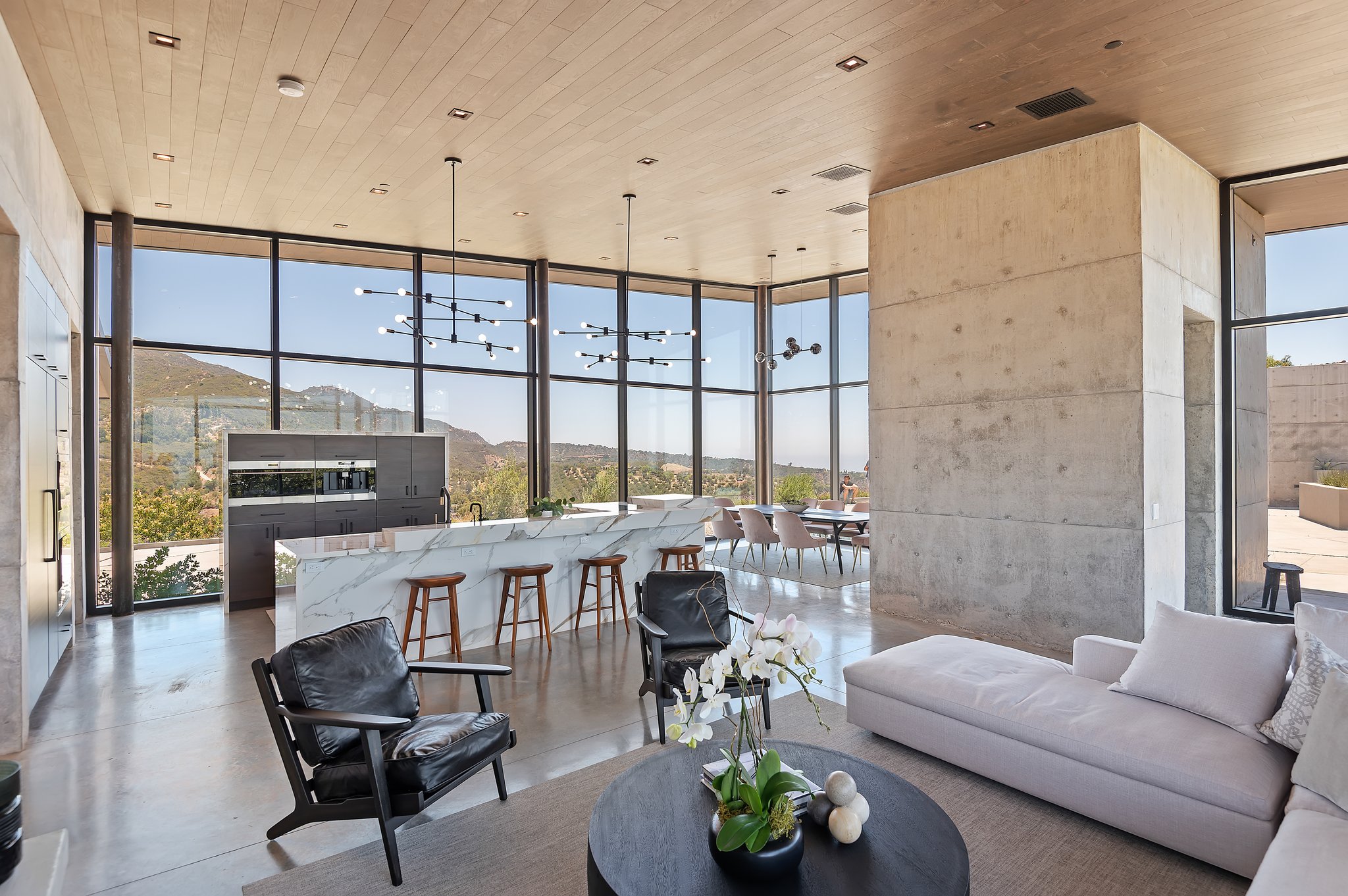 12 - Living Area.jpg