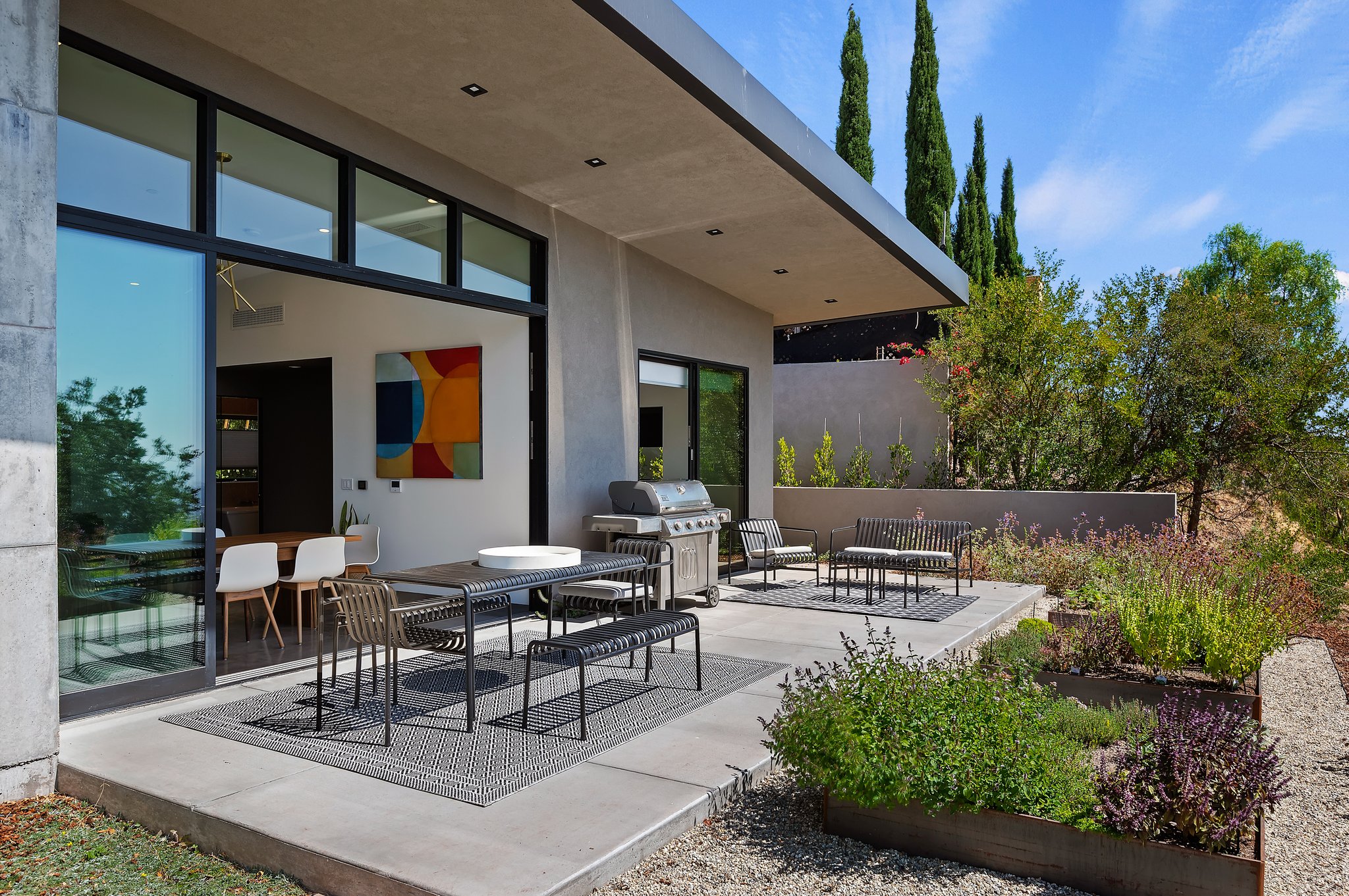 53 - Guest House - Patio.jpg