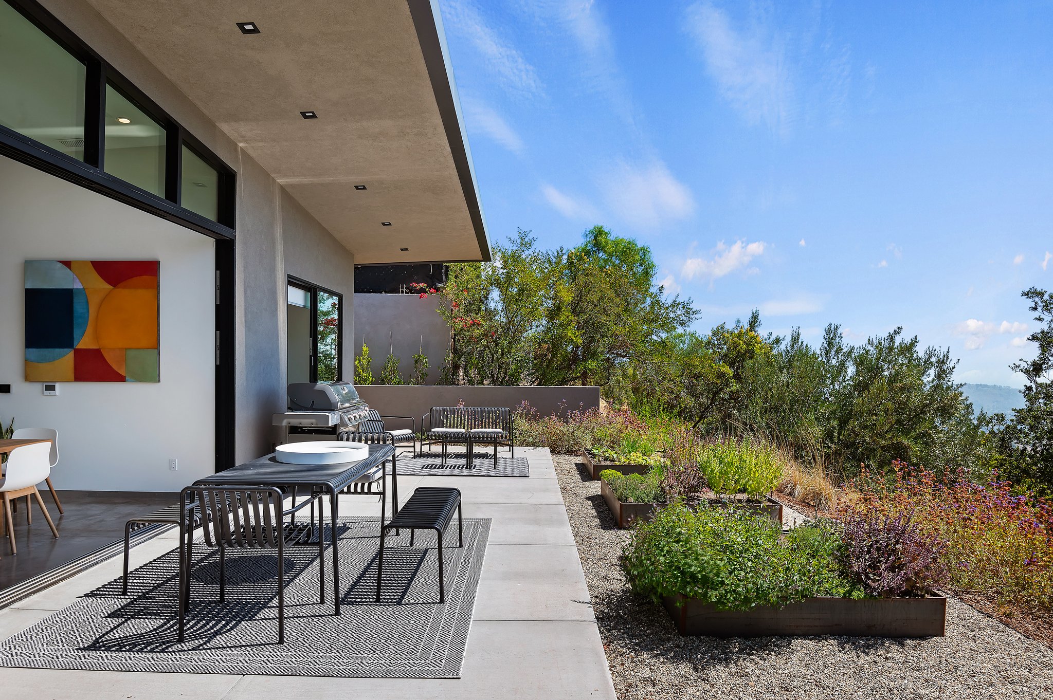 52 - Guest House - Patio.jpg