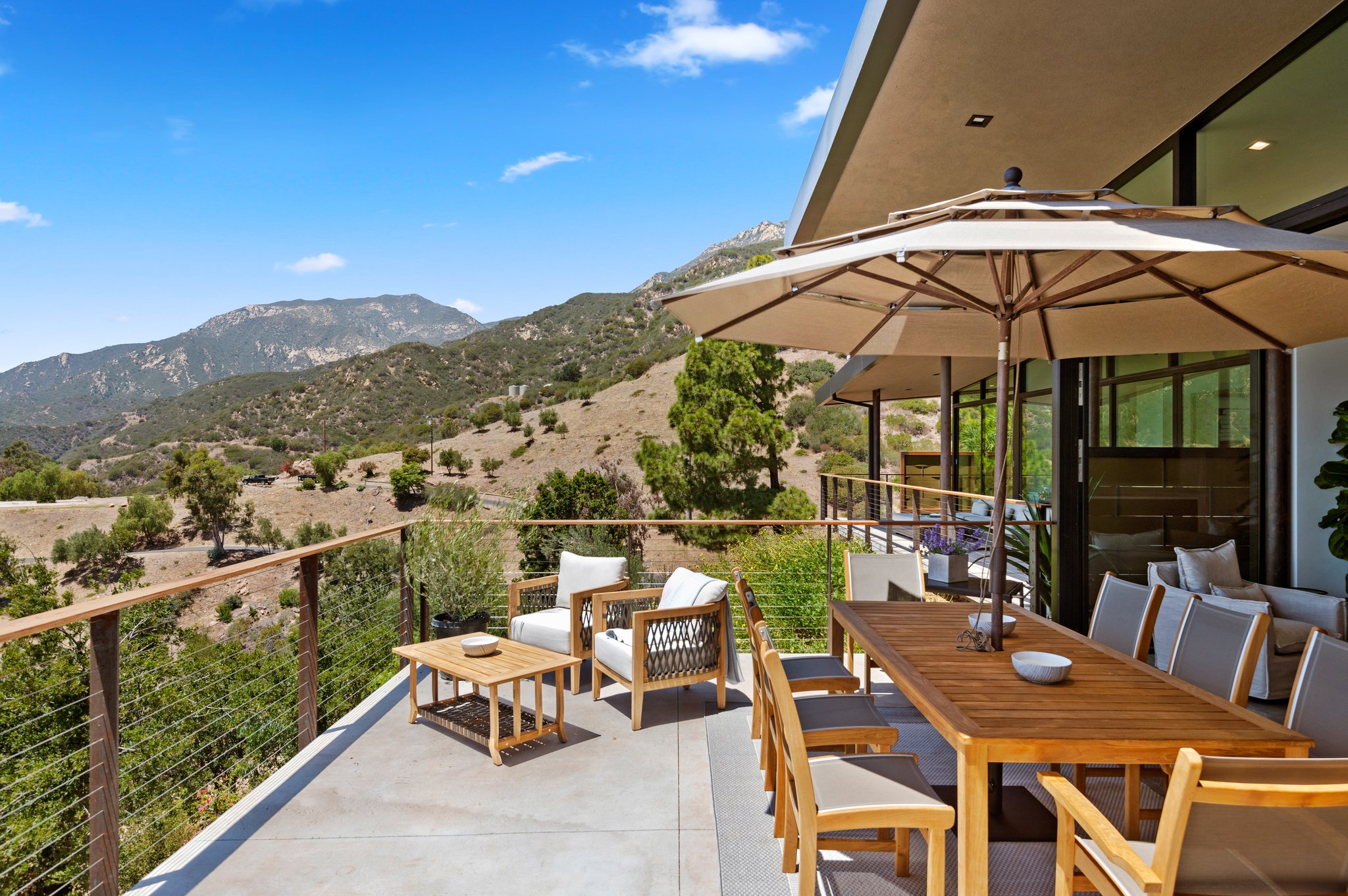 26 - Balcony Patio.jpg