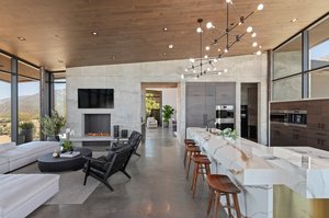 09 - Living Area.jpg