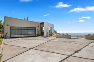 42 - Guest House - Exterior.jpg