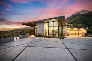 01 - Exterior View (twilight)