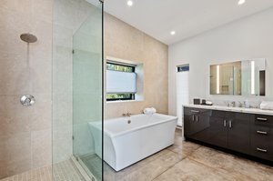 50 - Guest House - Bathroom.jpg