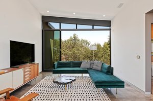 47 - Guest House - Family Room.jpg