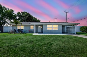 2806 Upper Tangelo Dr_G84A0006 day to dusk.jpeg