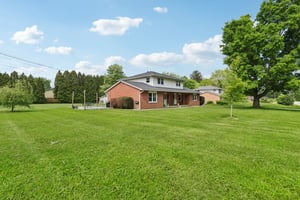 & 2811 Sweitzer Rd-002.jpg