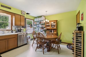& 2811 Sweitzer Rd-007.jpg