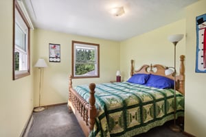 & 2811 Sweitzer Rd-017.jpg